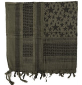 Green shemagh scarf with star pattern, ideal for boxing and fitness enthusiasts. Use for cooling, protection, or emergency signaling.